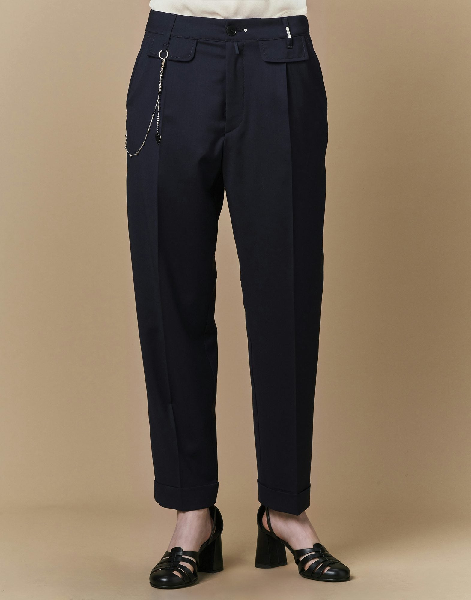 Concise Straight leg pants with double ticket pocket