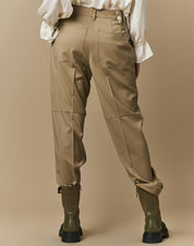 Concise Straight leg pants with double ticket pocket