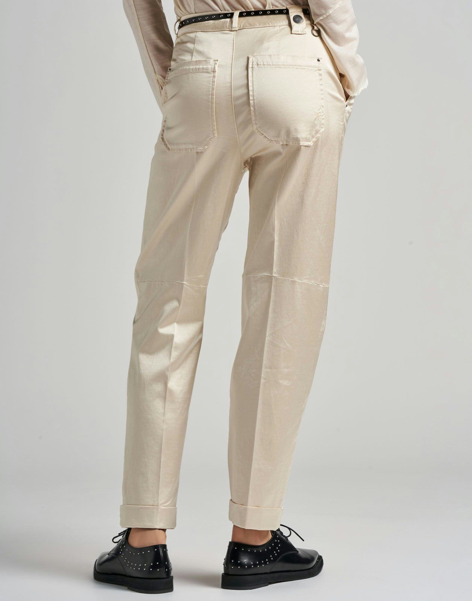 Concise Straight leg pants with double ticket pocket
