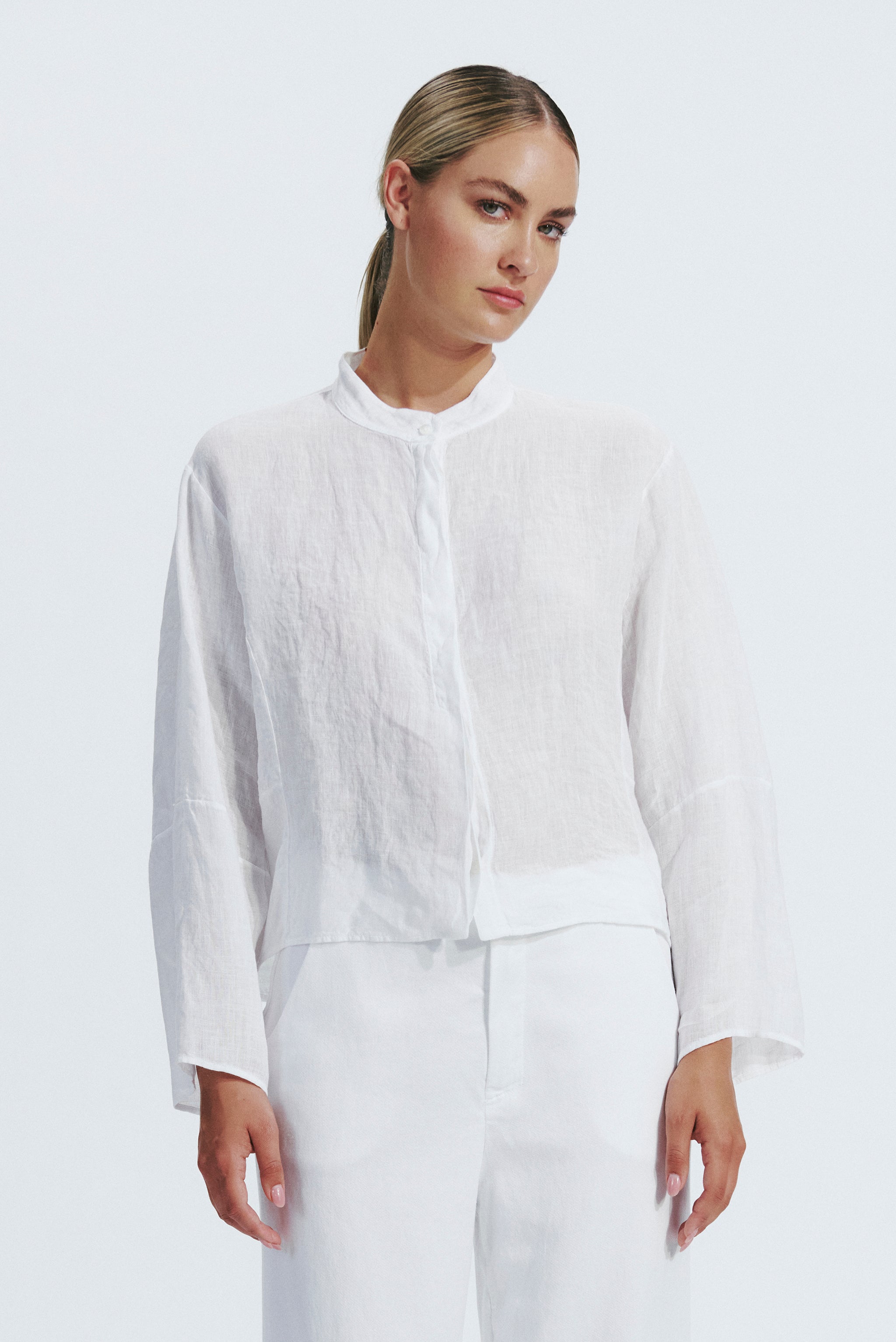 Linen relaxed shirt white