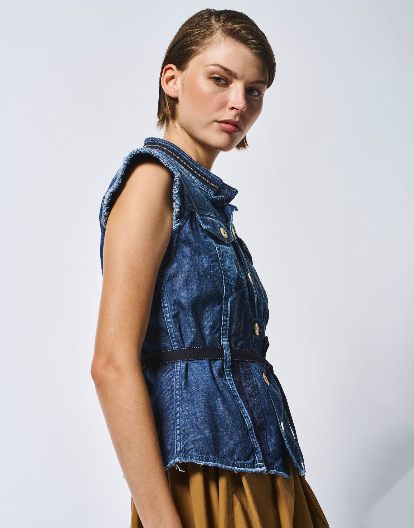Raise Up Indigo denim vest with waist tie