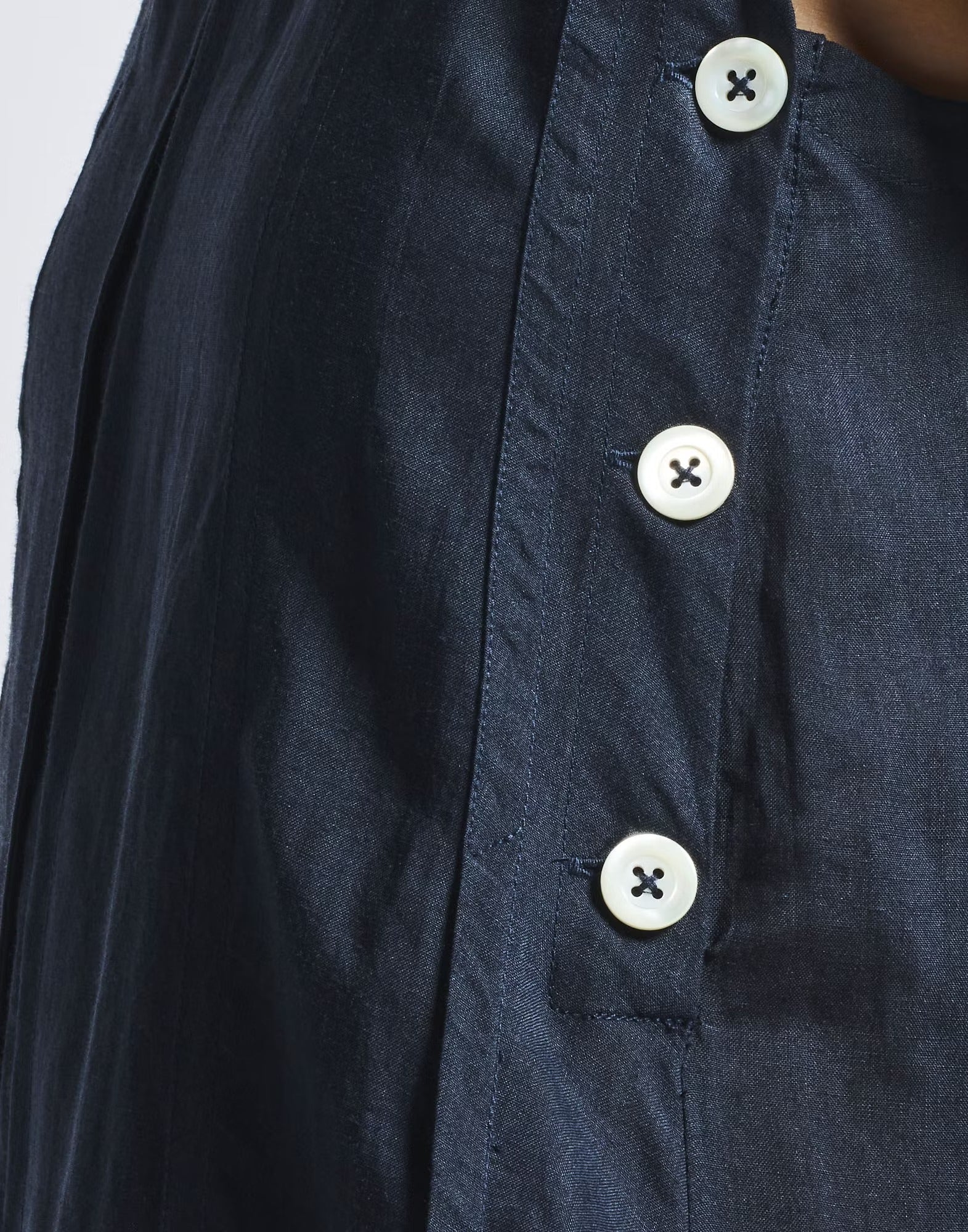 Illustrate Navy blue midi ramiè dress with embroidery