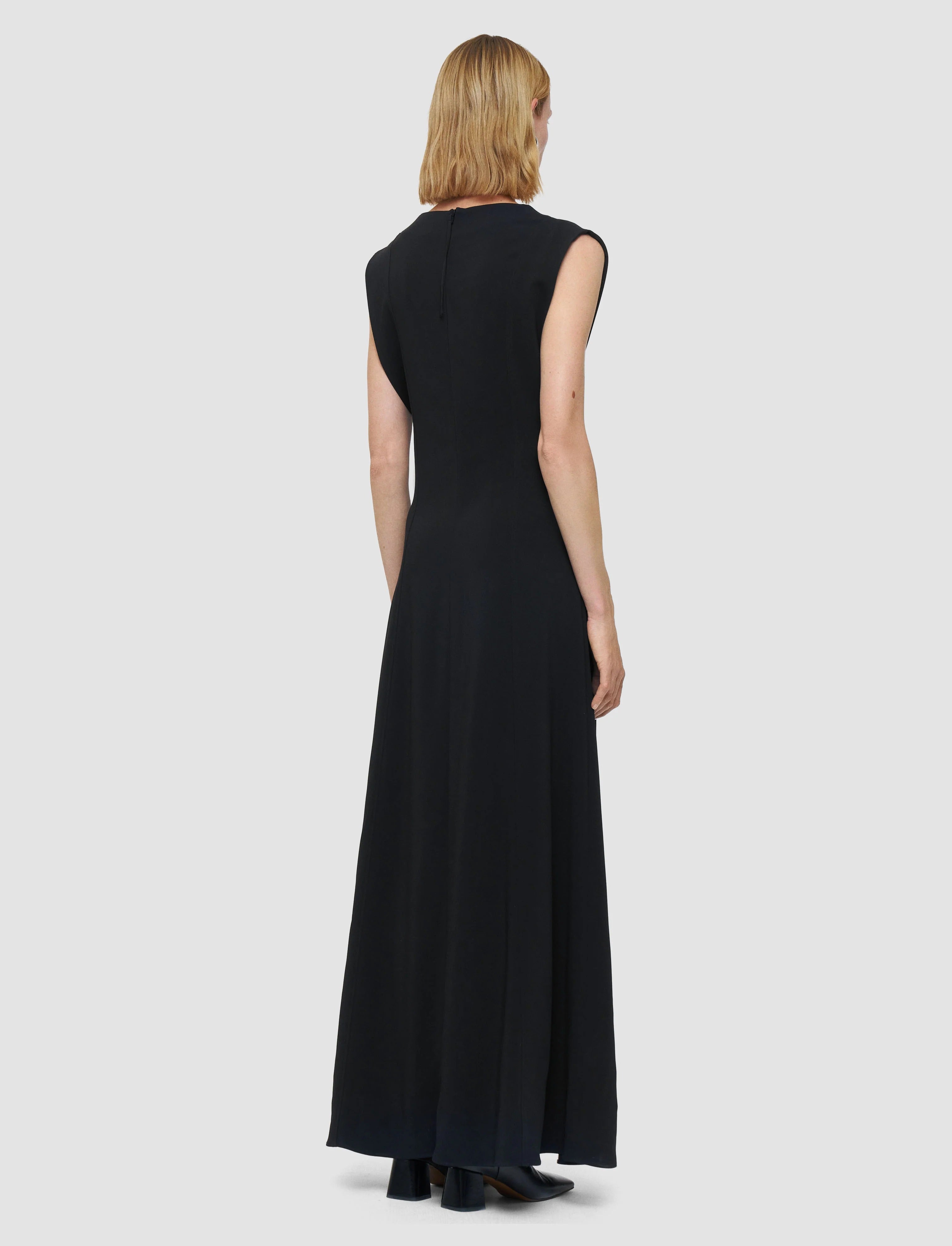Neva Comfort Cady Dress in Black