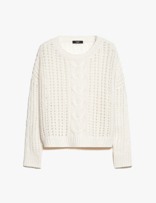 maxmara1_41_621x.progressive_38f162f1-e4fd-469f-863d-8a946a32423f.jpg