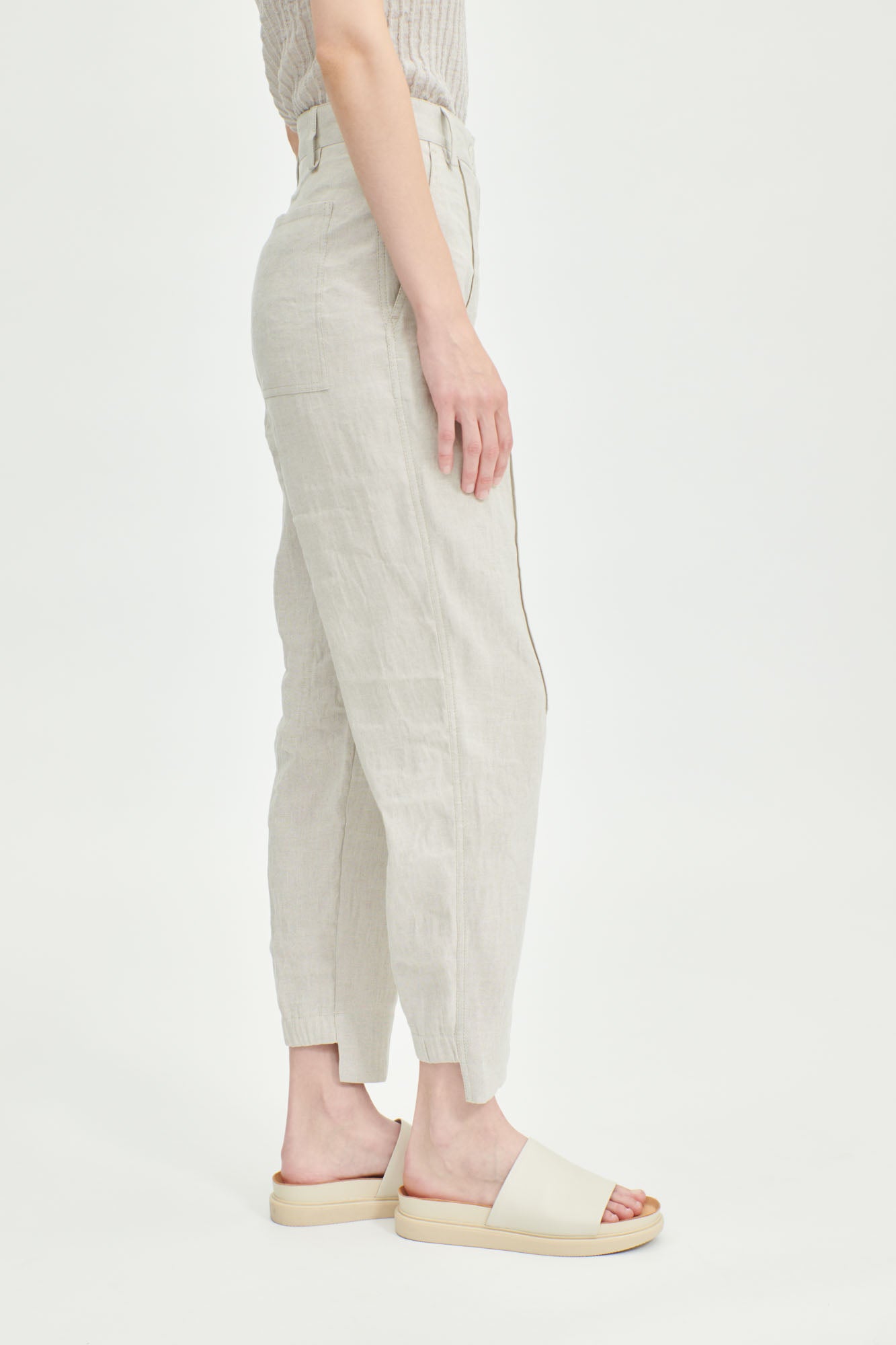 PARI Slim beige pants