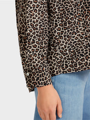 Shirt-style blouse