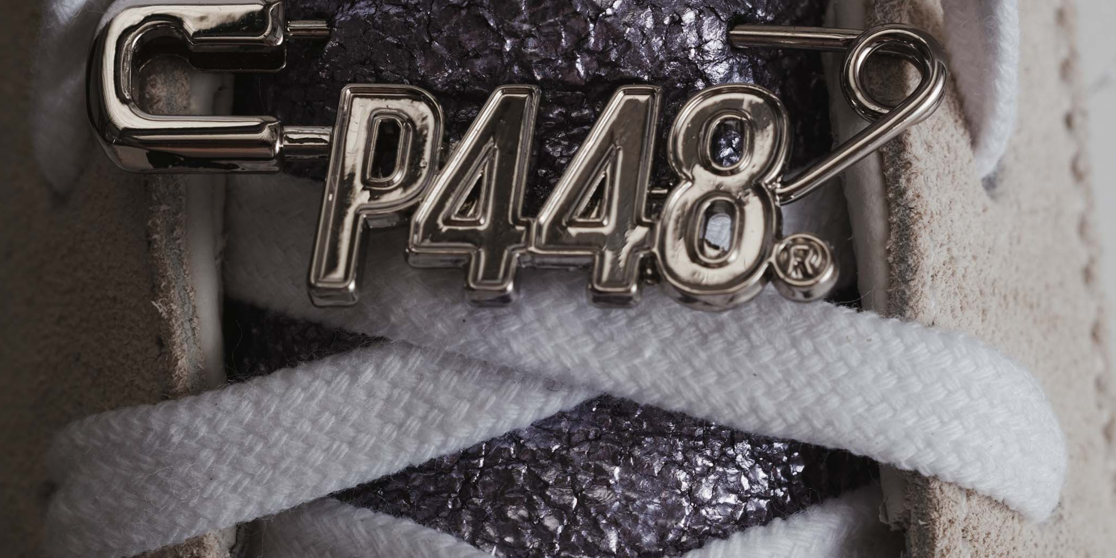 P448