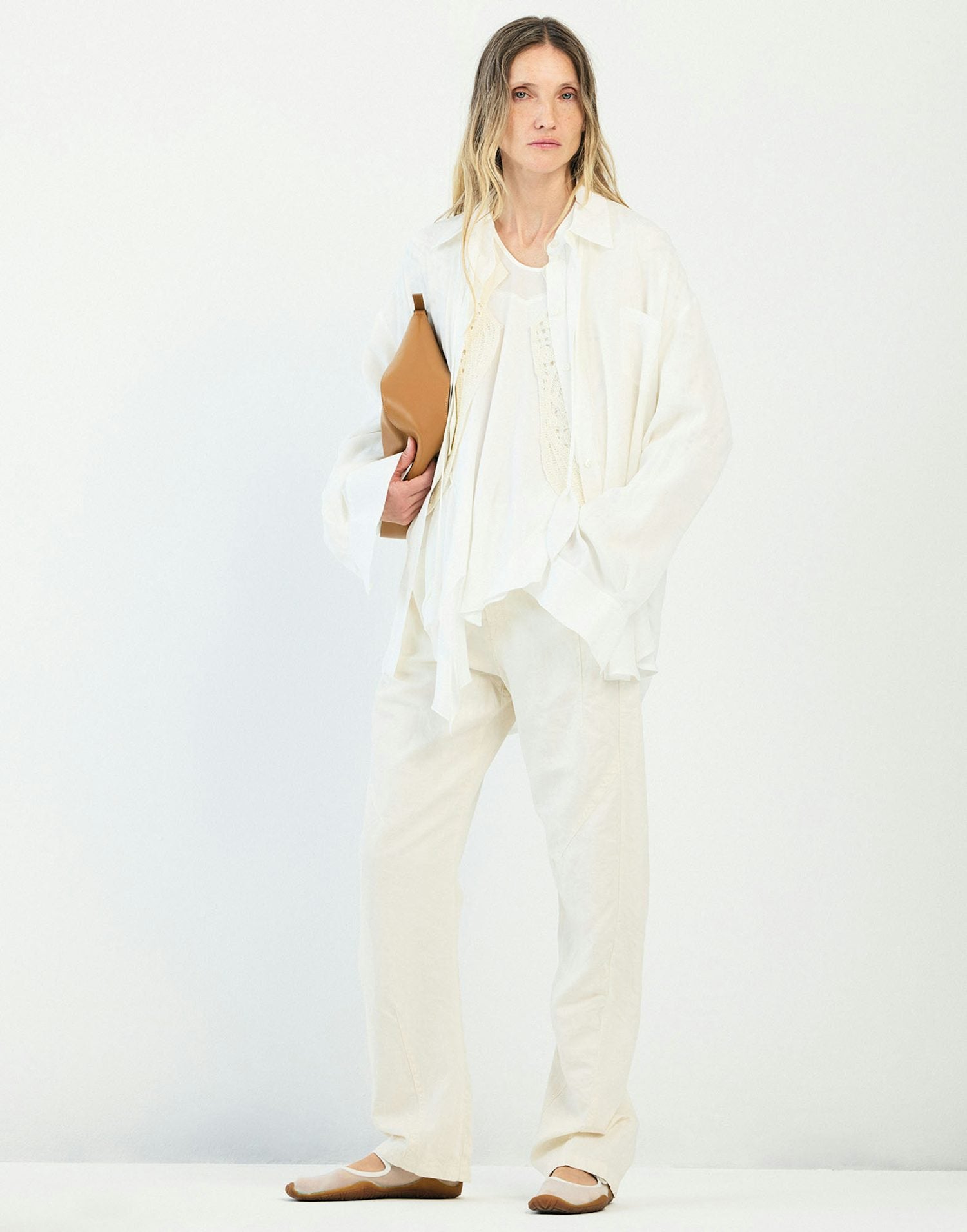 Trice Straight-Leg Pants in White Cotton and Linen