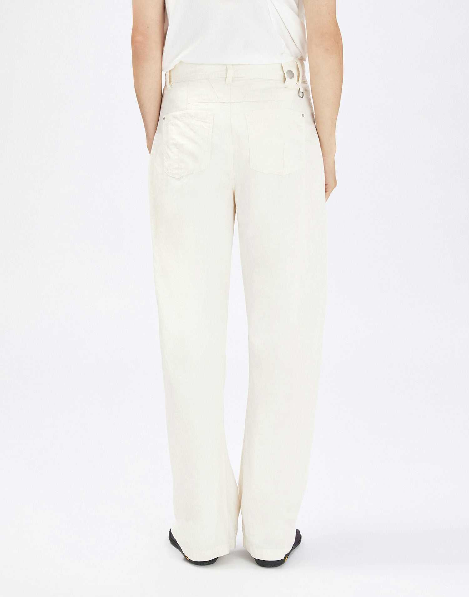 Trice Straight-Leg Pants in White Cotton and Linen