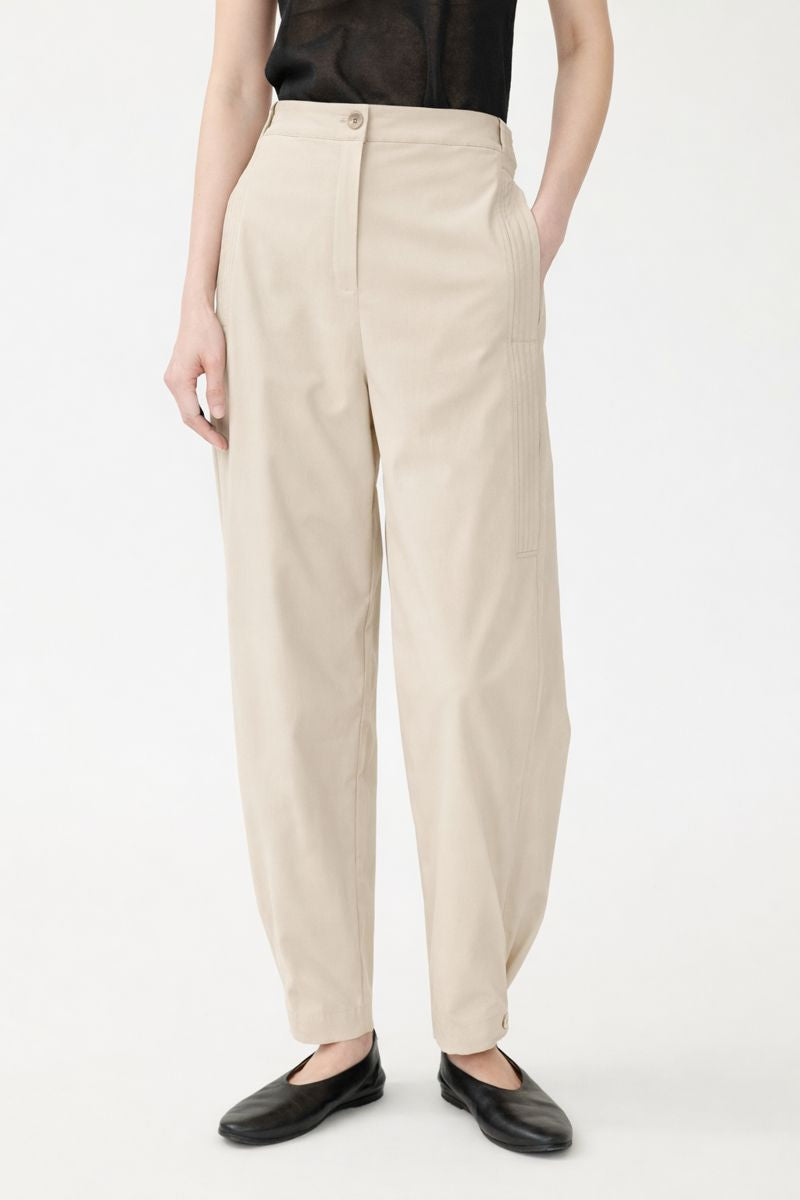 Jud Casual pants  with sporty quilted details.