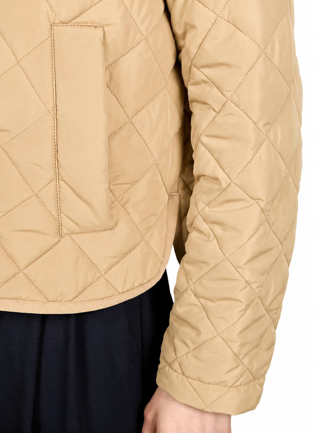 Gelo Beige Quilted Short Jacket