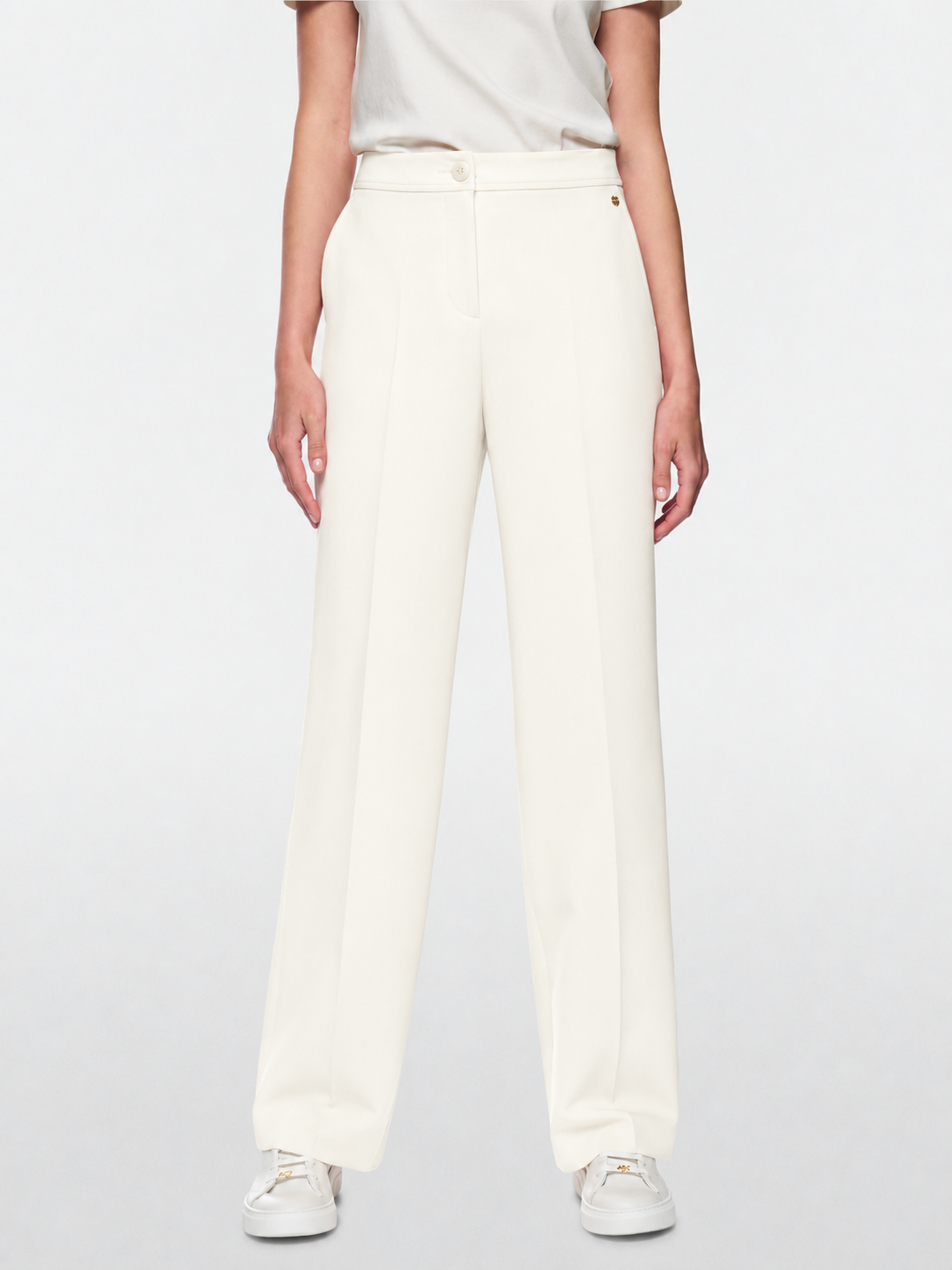 Wukari Off-White Pants