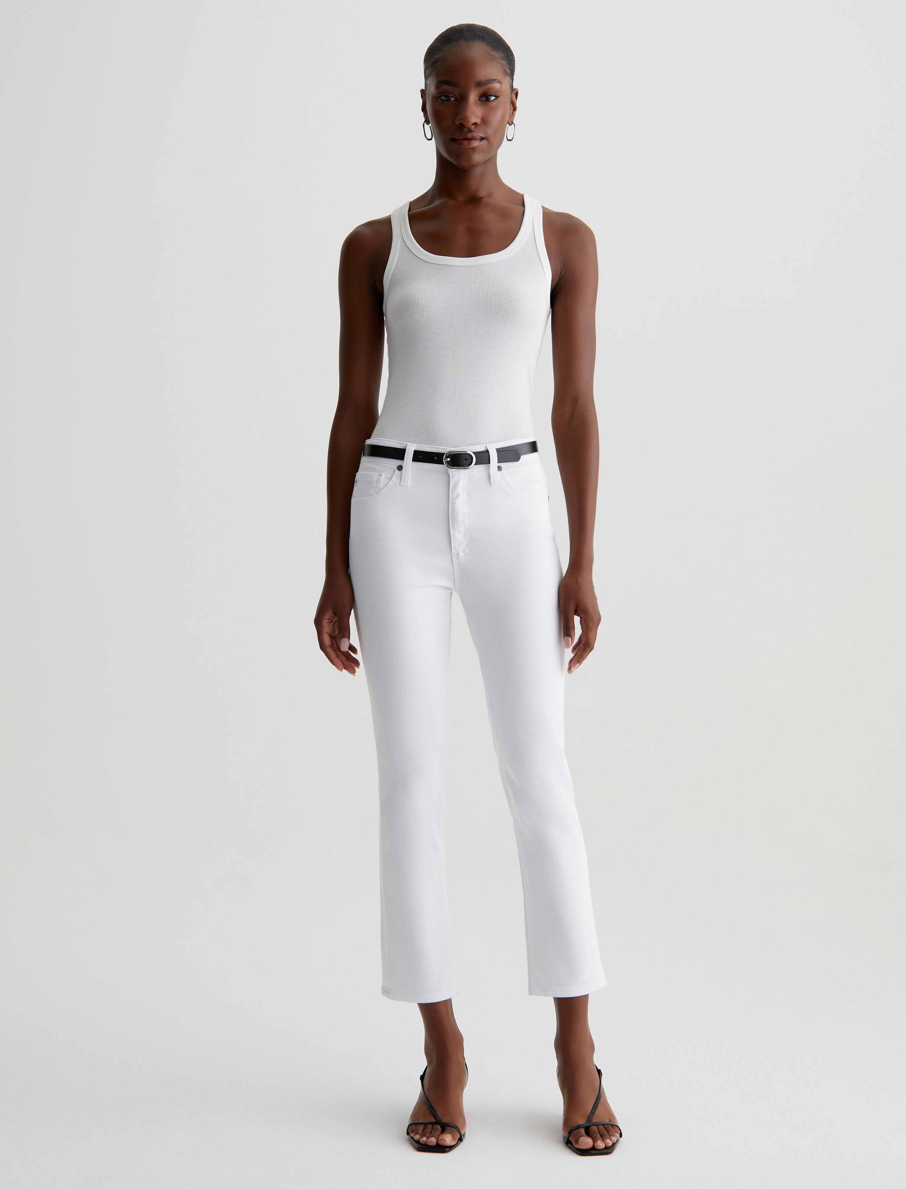 Mari crop modern white