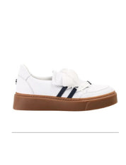 White Sneakers with distinctive laces
