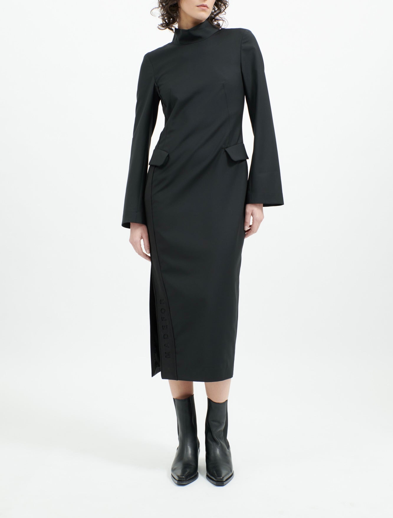 Ra dress with wrapped stand-up collar