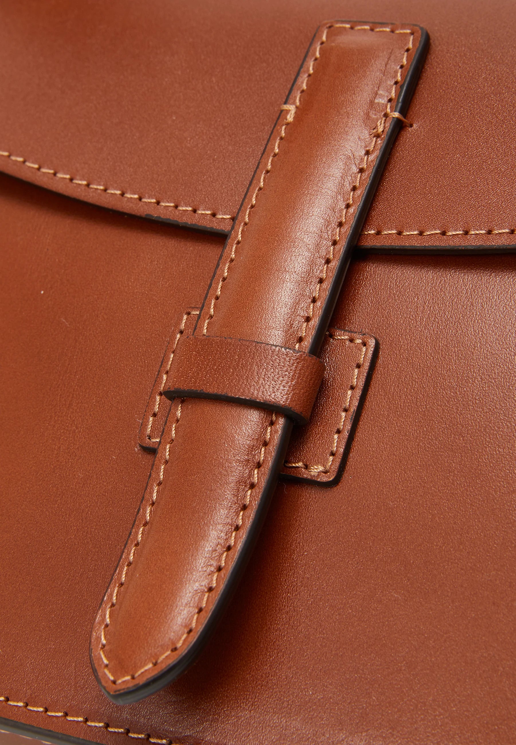 Rovigo Small-sized crossbody bag tan
