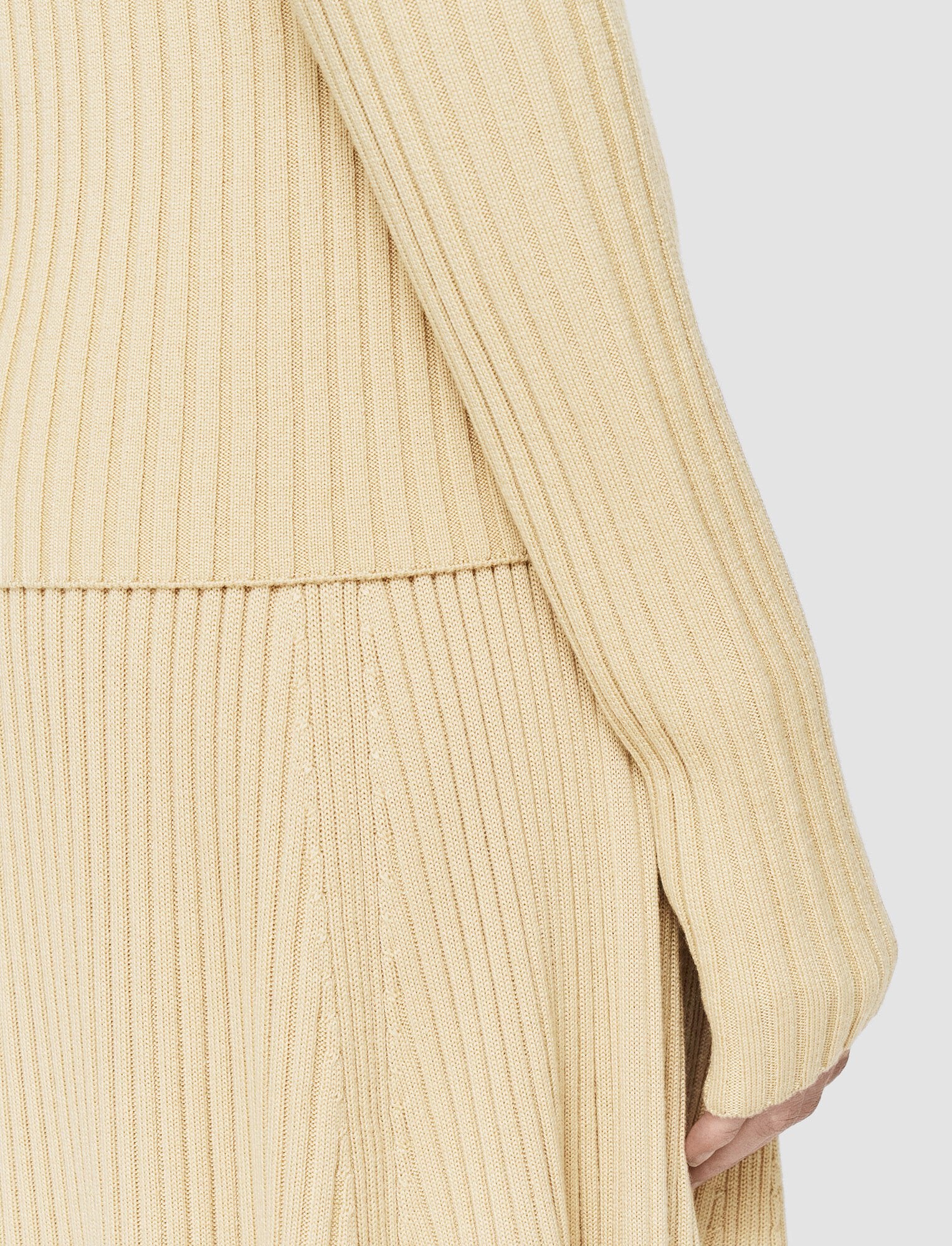 Merino Silk Rib Round Neck Jumper