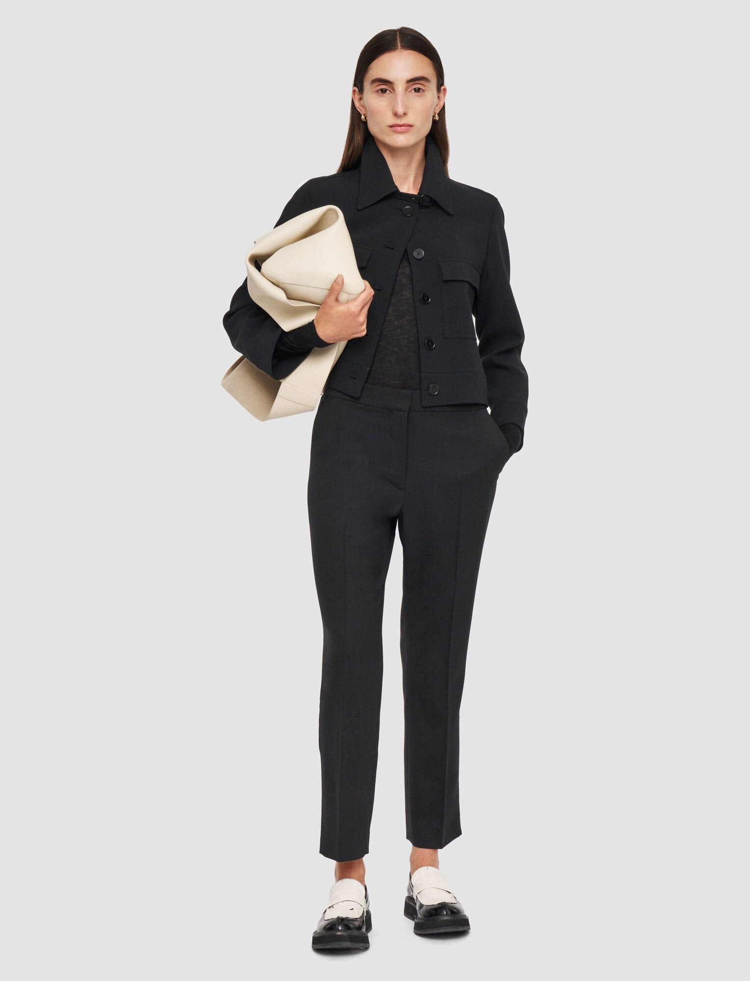 Vilar Tailoring Crepe Trousers Black