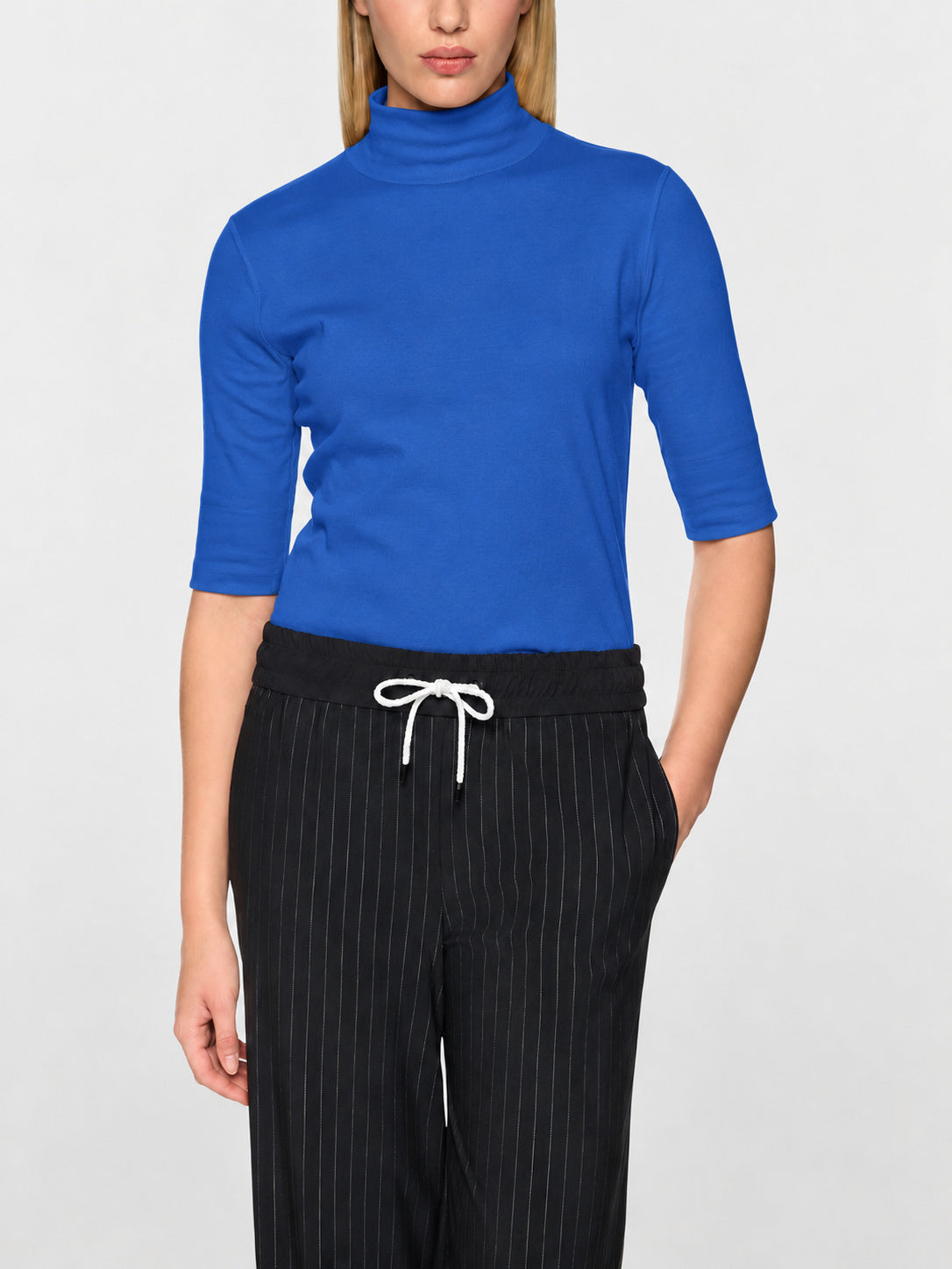 Short T-shirt with Mock Turtle