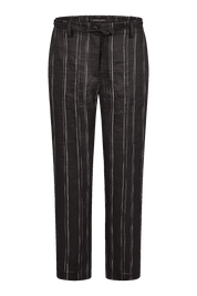 Black/white pants with an elastic waistband and tie belt.