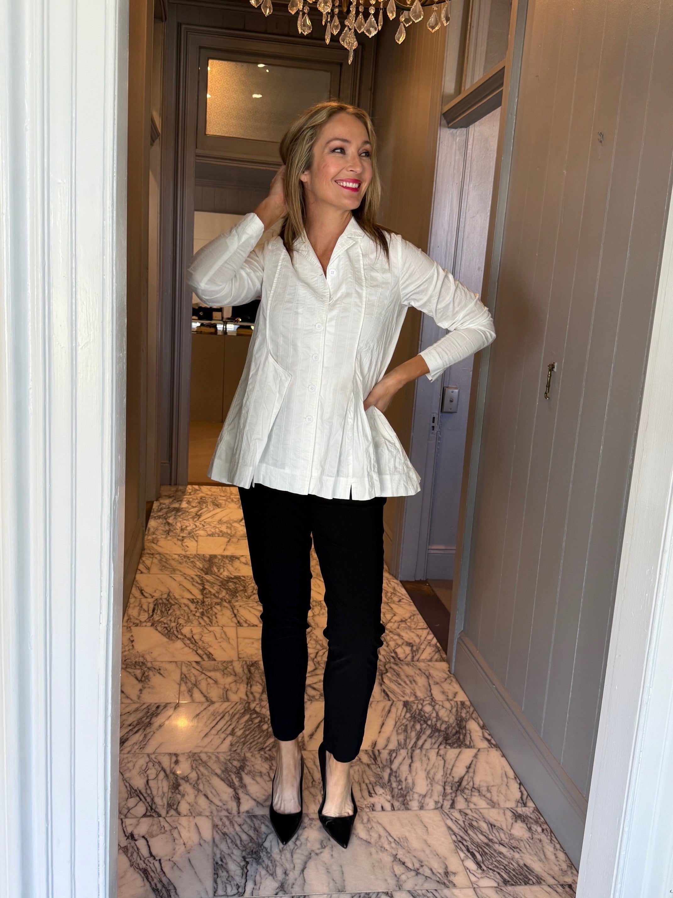 3311103 White Jacket