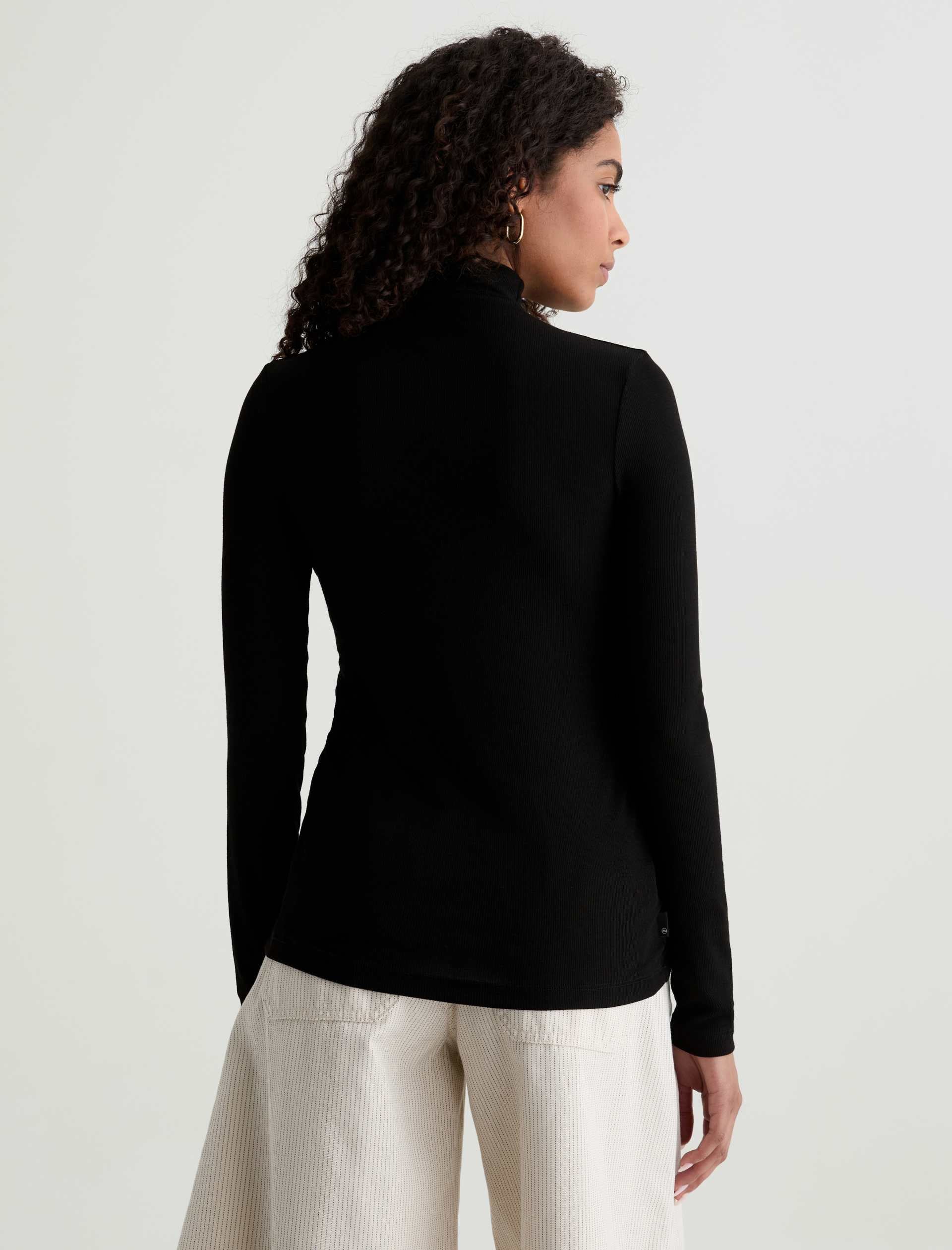 Chels Turtleneck Super Black