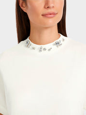 T-shirt with beaded collar