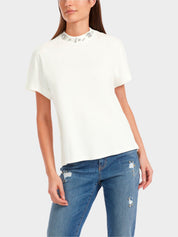 T-shirt with beaded collar