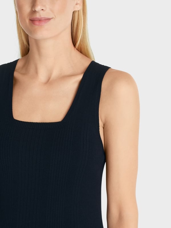 Cotton knitted top with wide straps in black