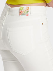 White Denim pants 7/8 length buttoned at hem zip fly