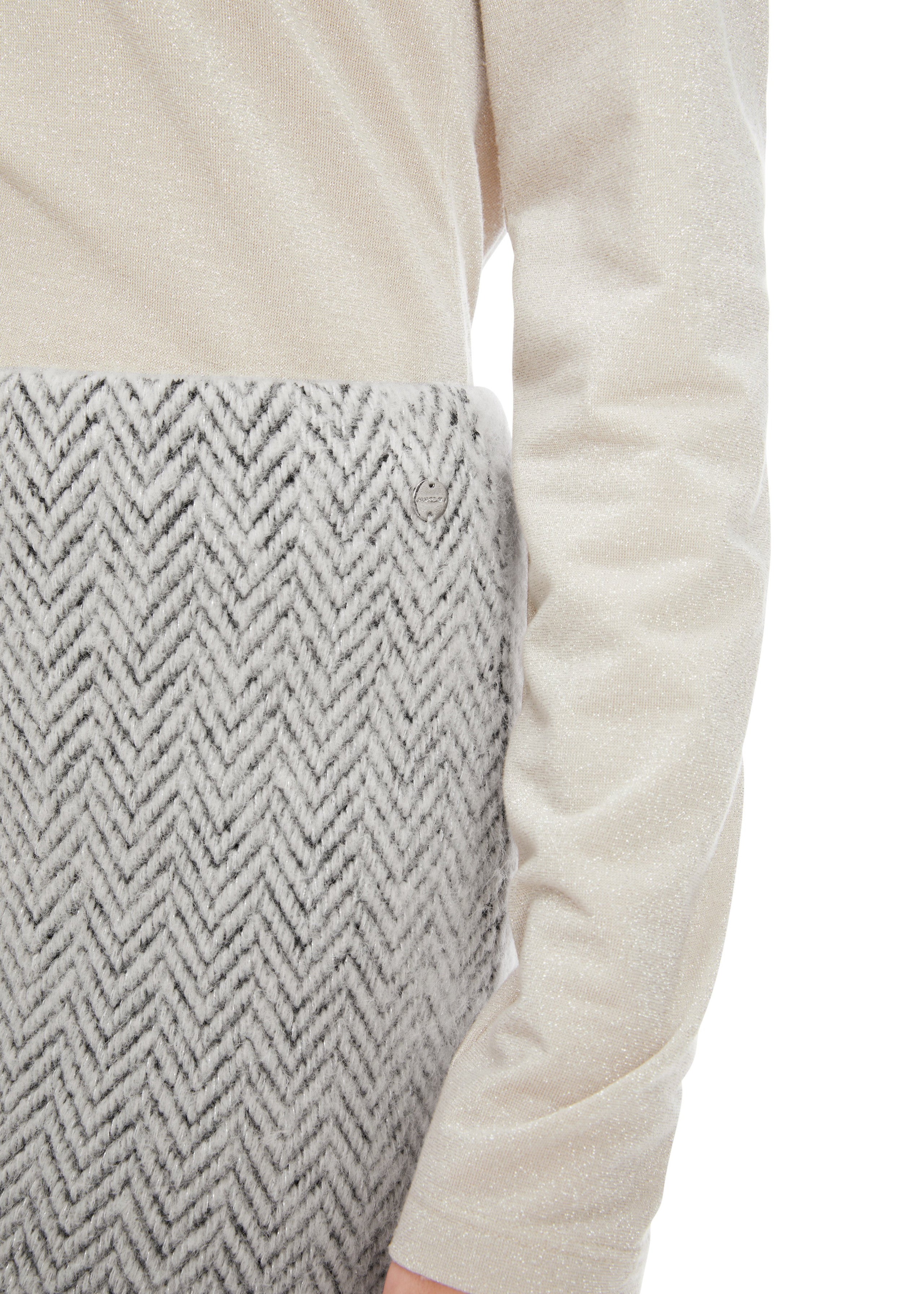Grey Slim Knitted Skirt