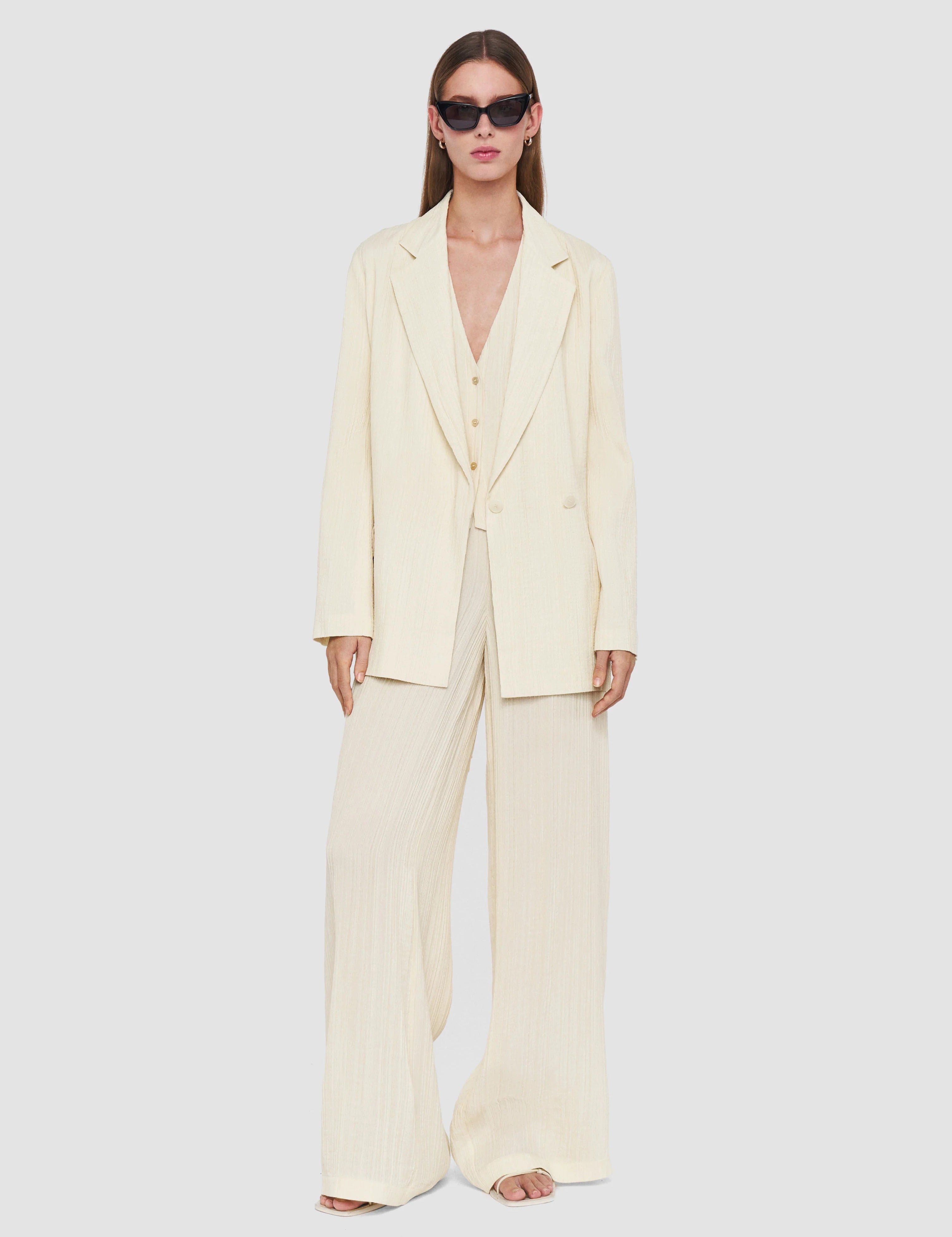 amelot-pleat-jacquard-jacket-white-jf0091970041-joseph-892.jpg