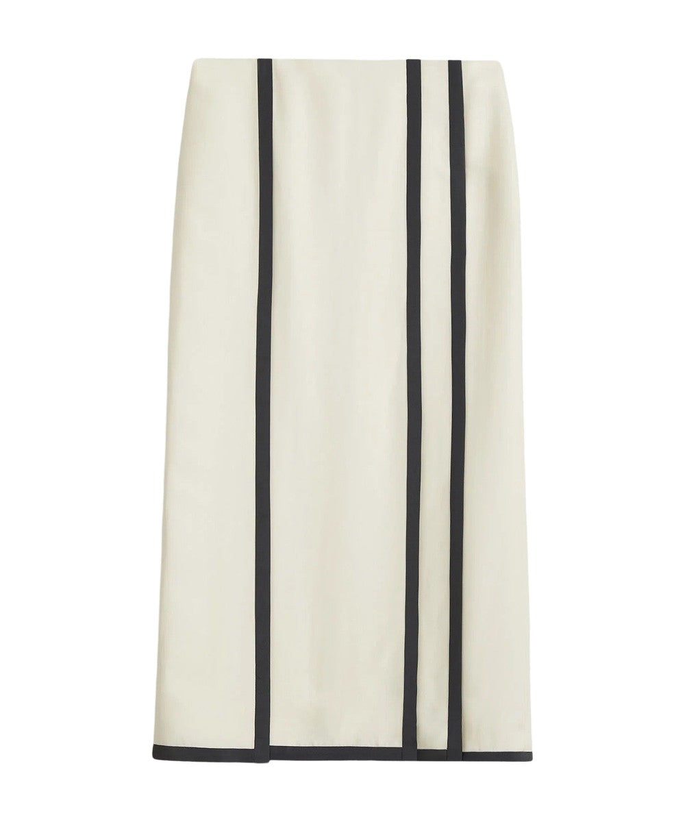 JOSEPH Iris Heavy Silk Crepe Skirt Animation