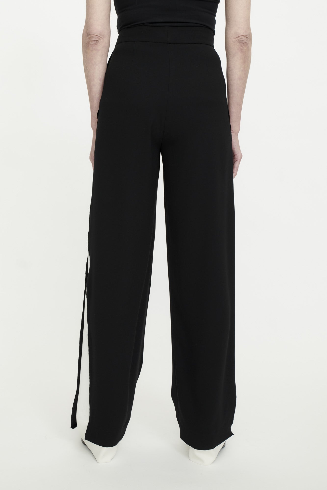 Leni Wide, long trousers with layering details