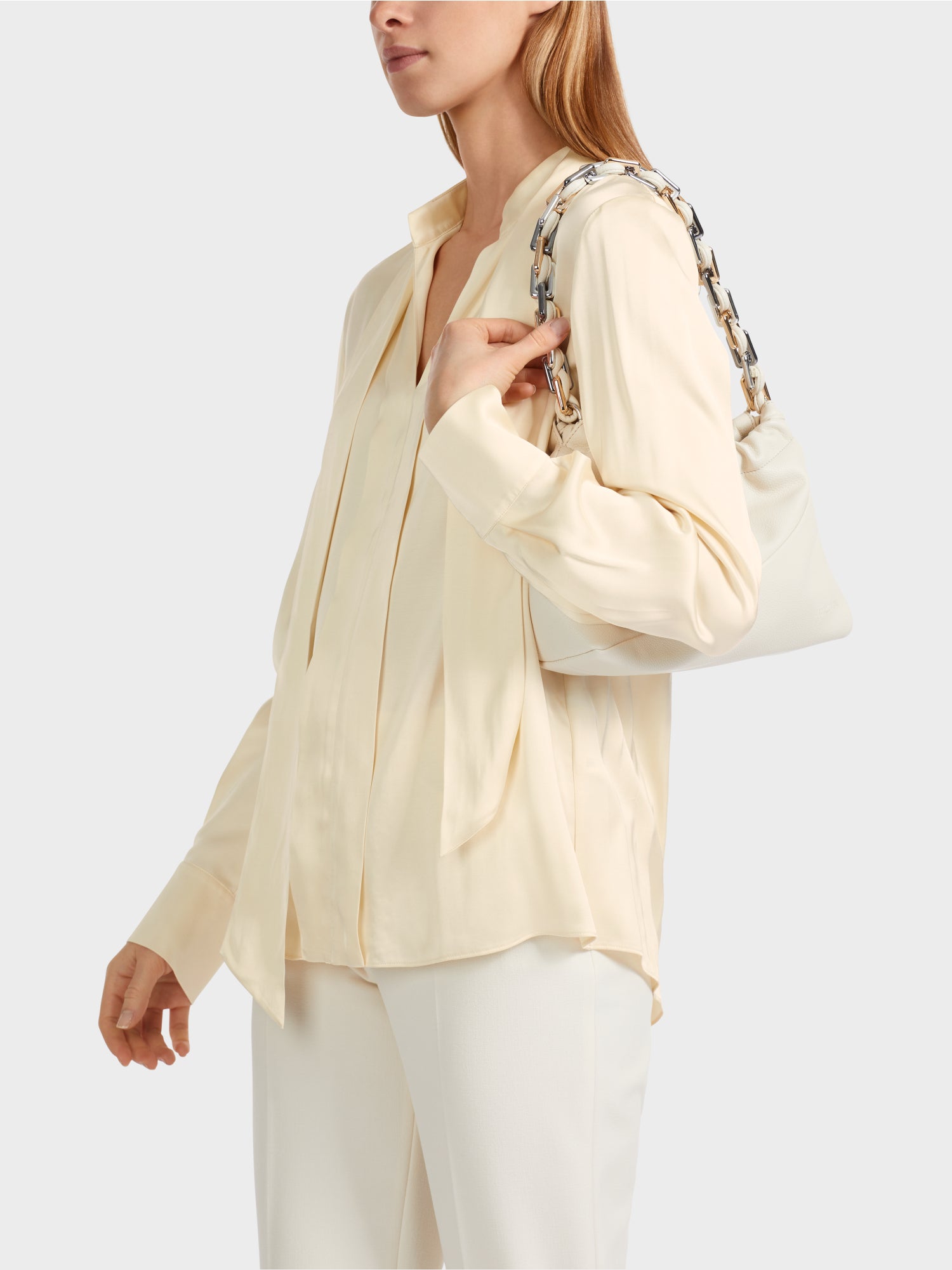 Blouse with scoop neck Cream