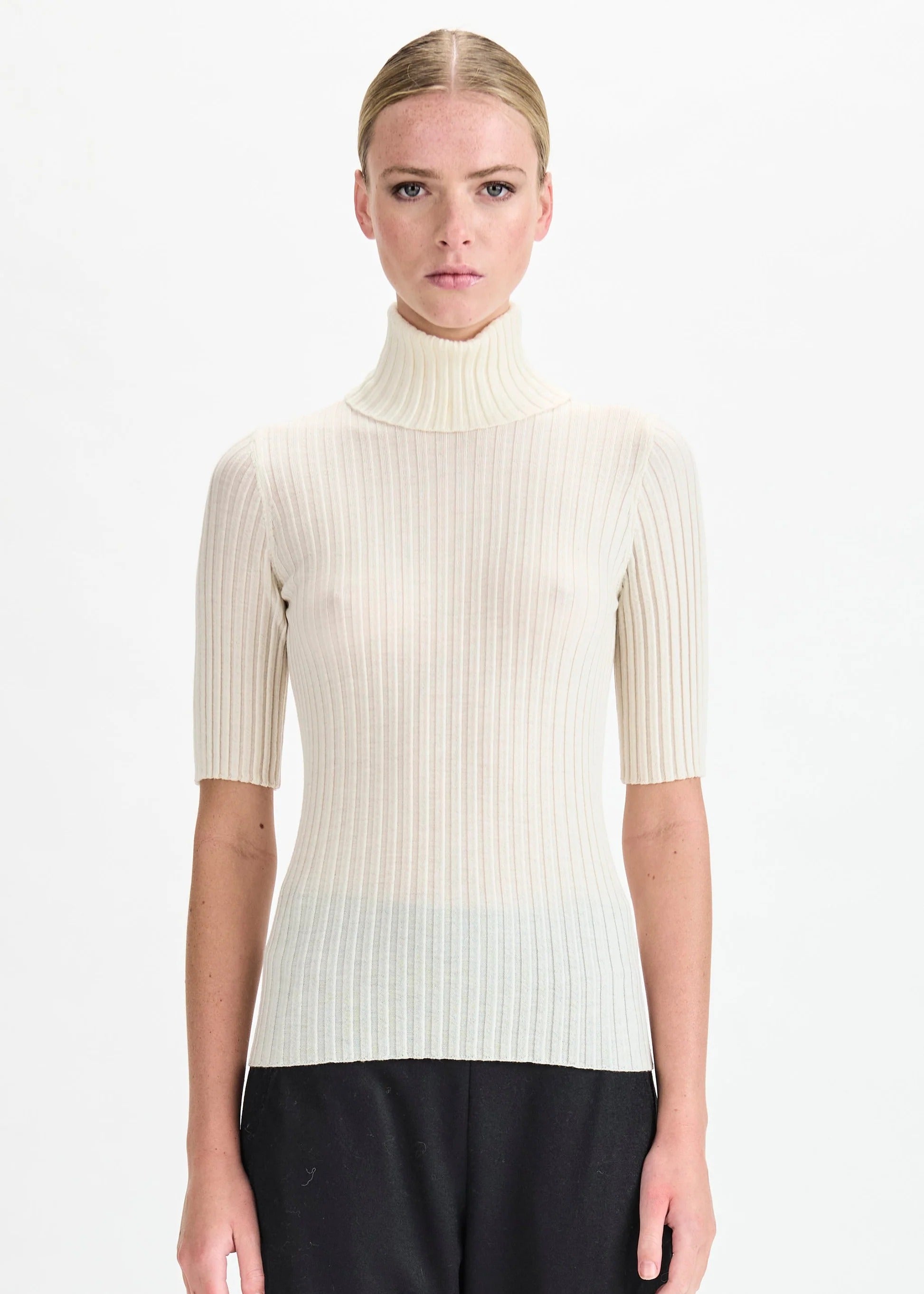 Ribbed Short Sleeve Knit