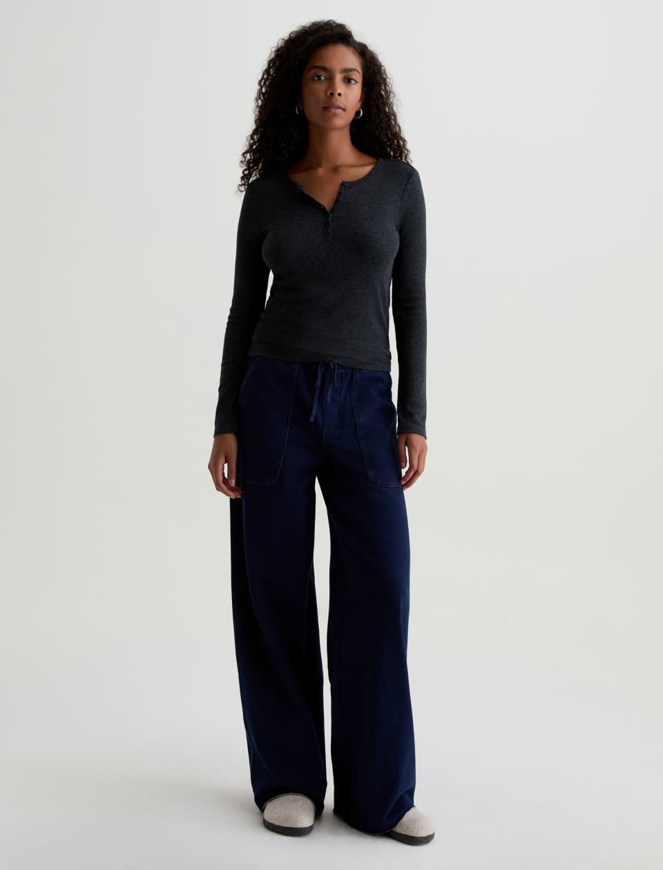 Jessa Long-Sleeve Tee Charcoal