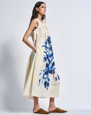 Cheerful Pleated midi dress with floral print