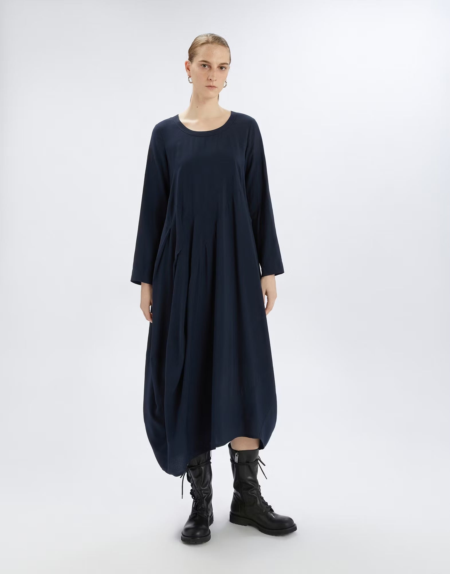 Awakening Navy cotton balloon midi dress