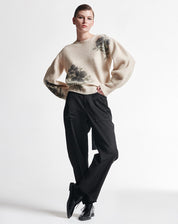 Qualify Black curved leg pants Black