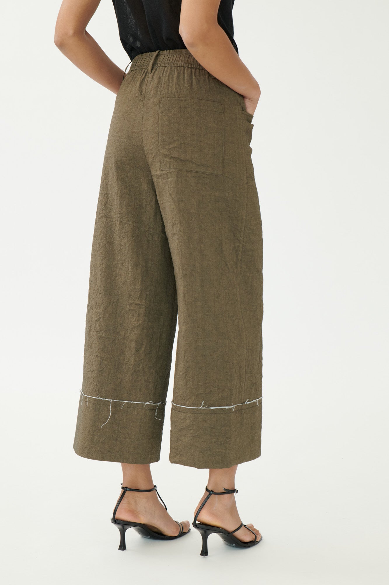 Bravo Relaxed Linen Blend Culottes with Contrast Raw Edges Khaki
