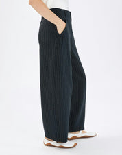 Limbo Navy Blue Wide-Leg Cropped Pants in Stretch Pinstripe