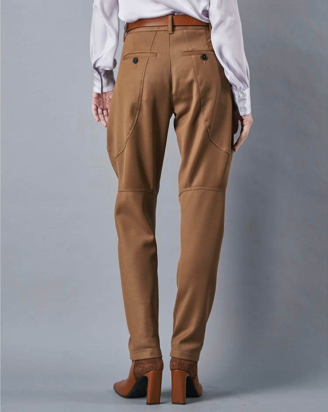 Women's Super Stretch Tapered Tailored Trouser | Boohoo UK