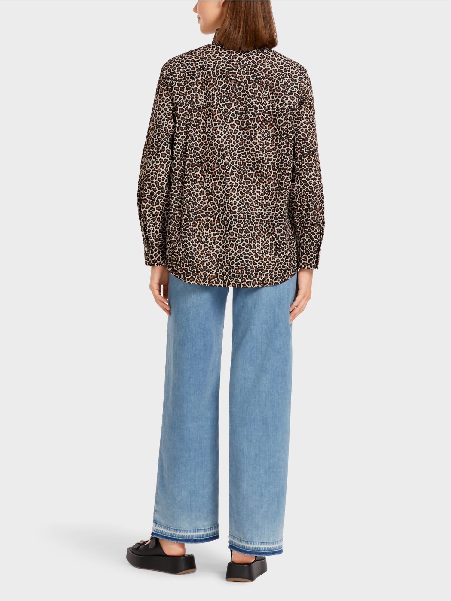 Shirt-style blouse